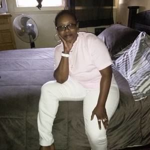 Meet your Posher, Nora